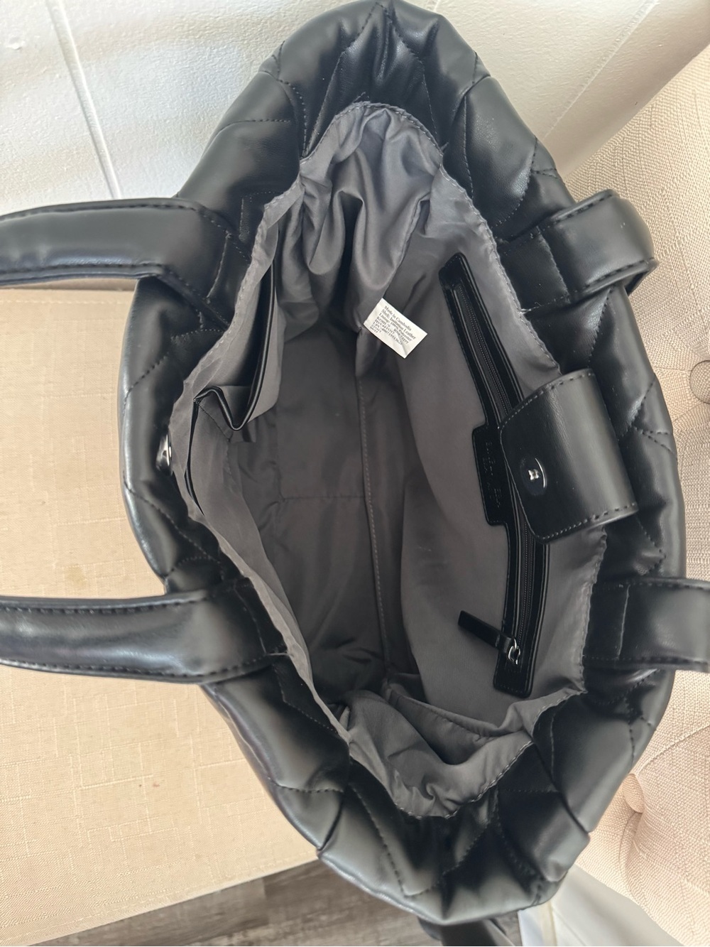 Quilted Simply VERA VERA WANG Tote Bag - Black - Picture 3 of 7